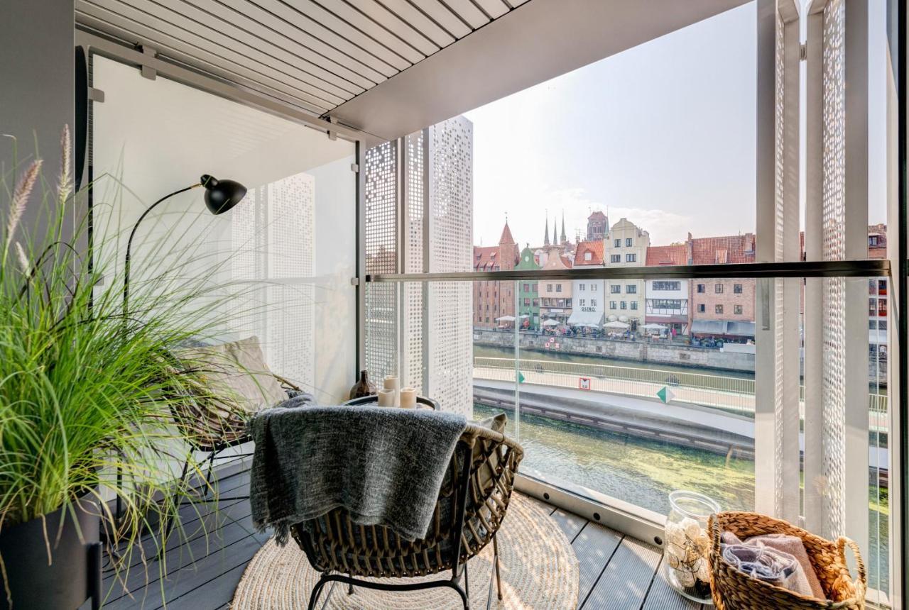 The Black Crane Apartment Danzica Esterno foto