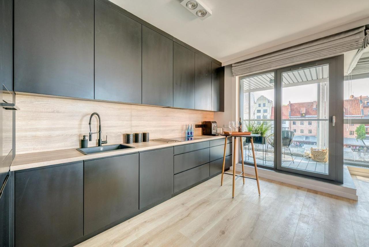 The Black Crane Apartment Danzica Esterno foto